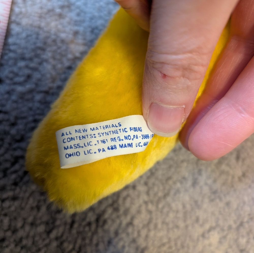 Vintage Nanco Peeling Banana Plush - Picture 5 of 6